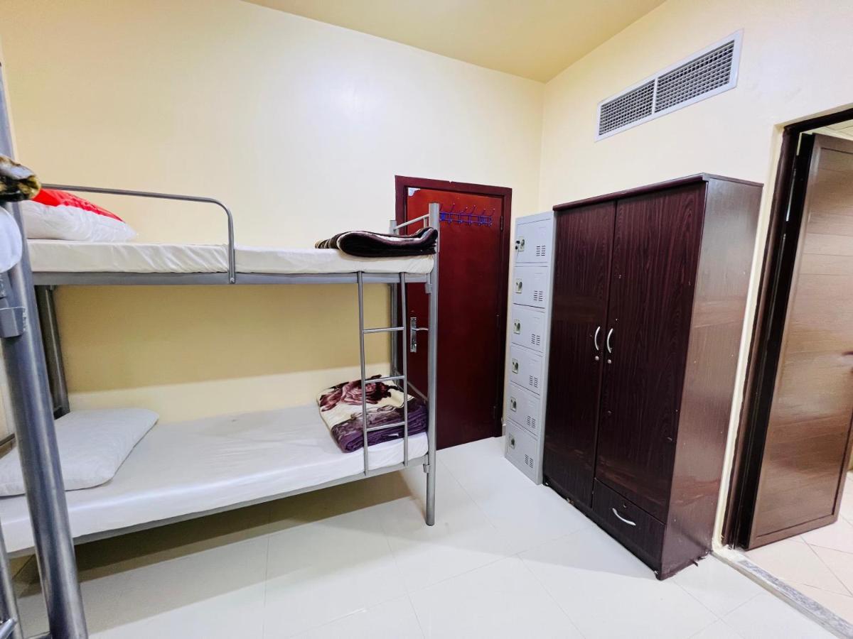 Comfort Tourist Place For Male Dubai Exterior photo
